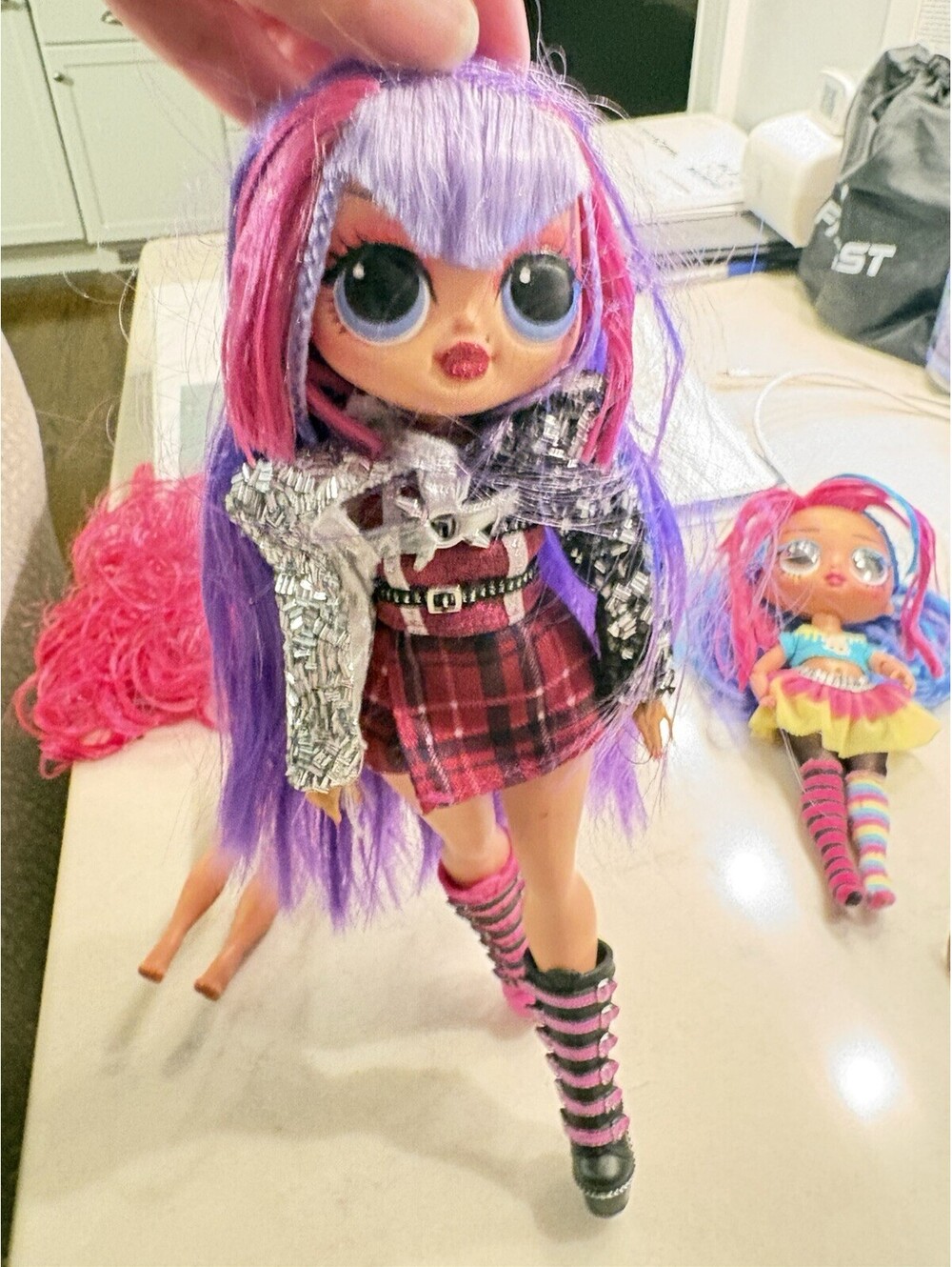 LOL Surprise OMG Shadow Winter Disco Fashion Purple Hair W/ Outfit  And More